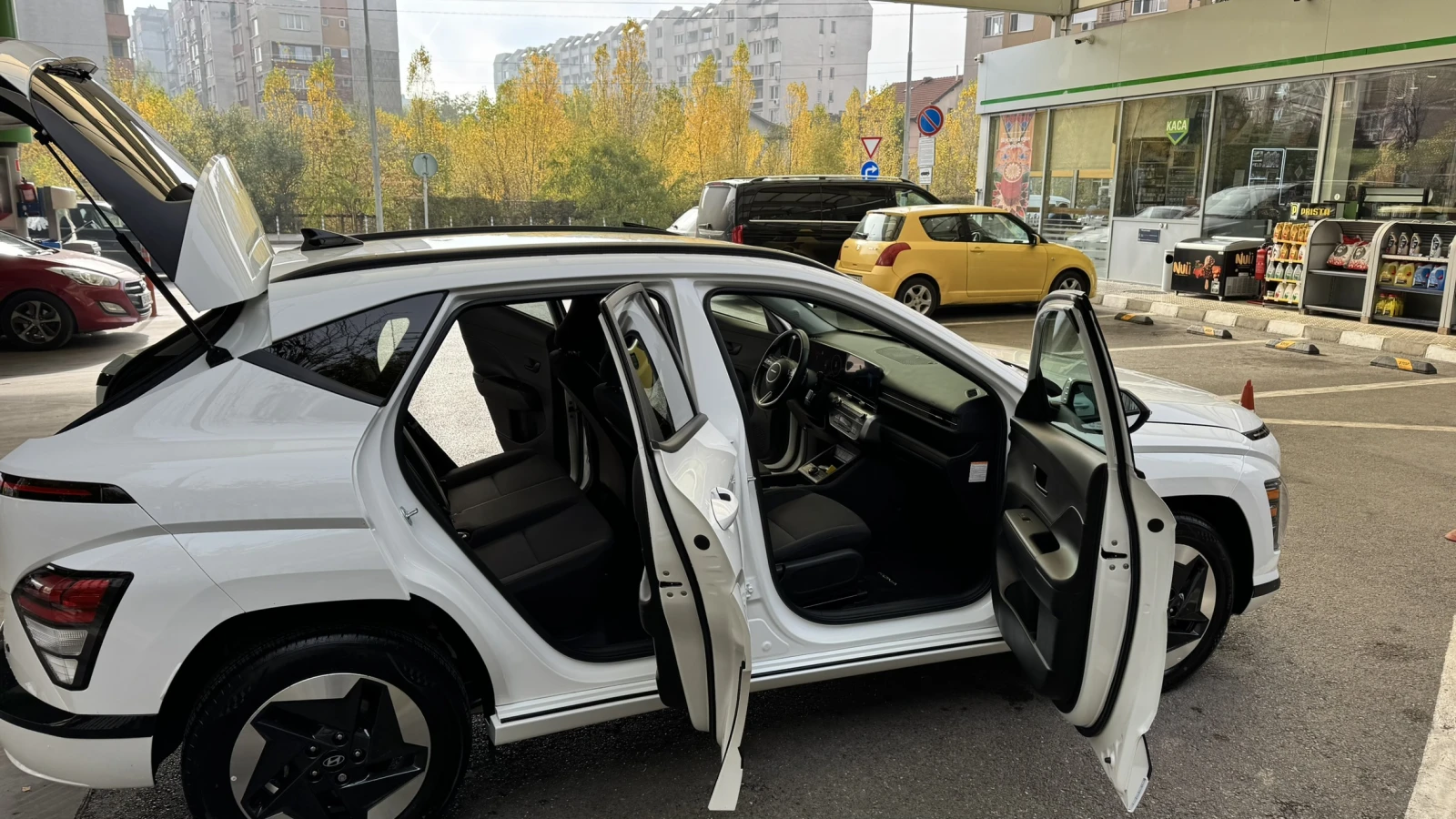 Hyundai Kona 64 KW, снимка 16 - Автомобили и джипове - 56632997