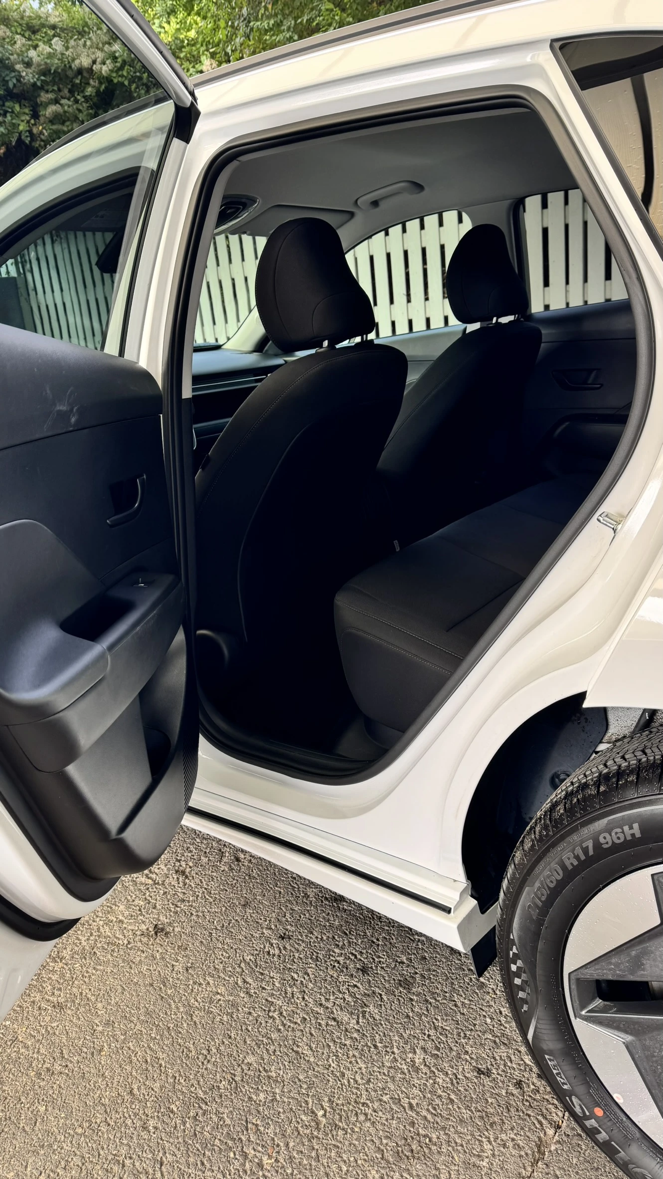 Hyundai Kona 64 KW, снимка 12 - Автомобили и джипове - 56632997