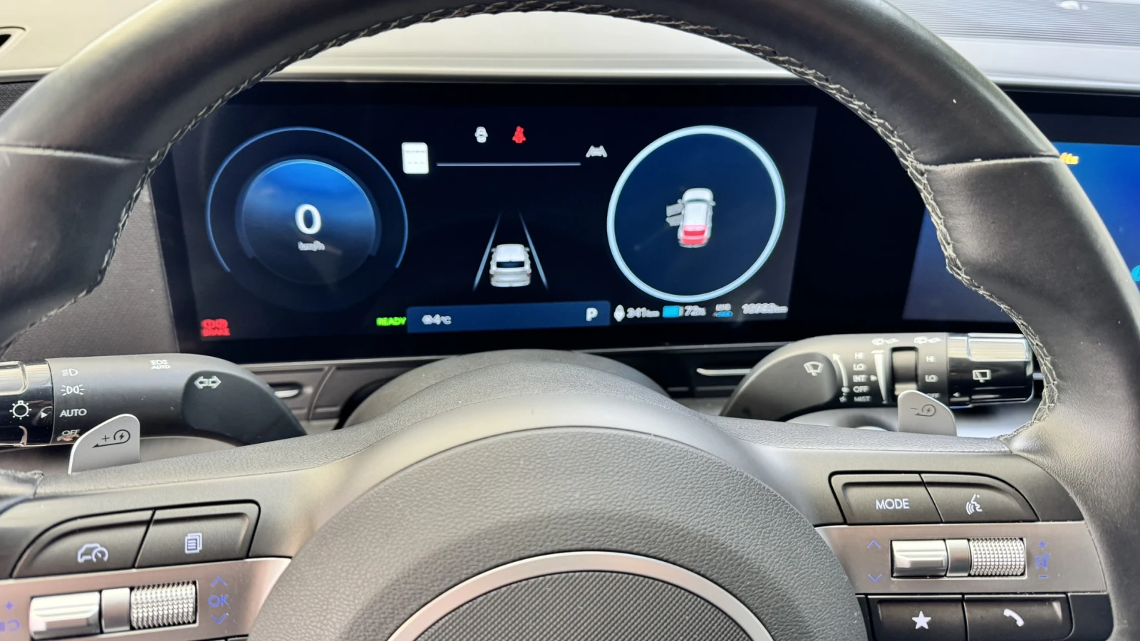 Hyundai Kona 64 KW, снимка 11 - Автомобили и джипове - 56632997