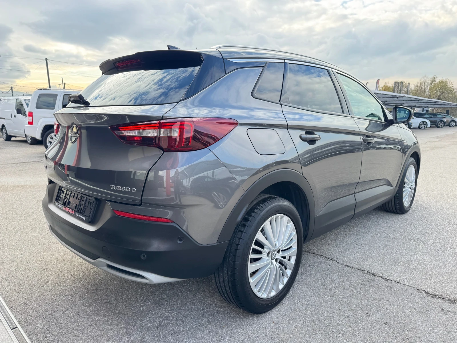 Opel Grandland X 1.6D-AUT-KEYLESS-BLIND SPOT-LANE ASSIST-CARPLAY | Mobile.bg   5
