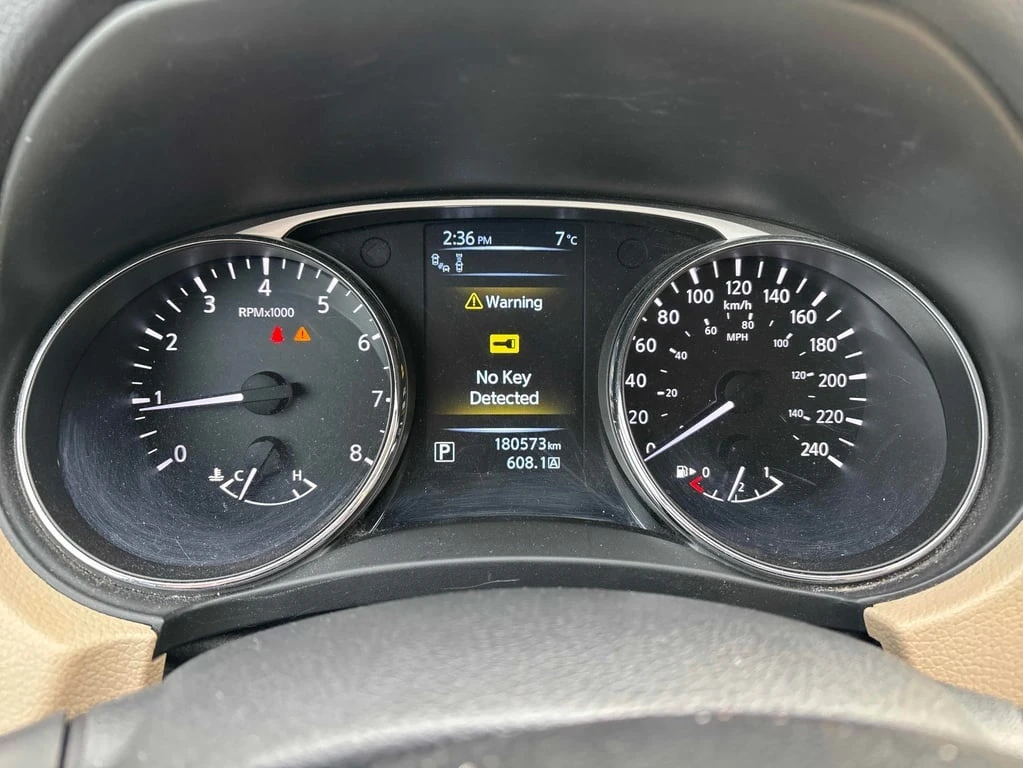 Nissan Rogue * AWD 4dr * CARFAX * ЦЕНА ДО БЪЛГАРИЯ - изображение 8