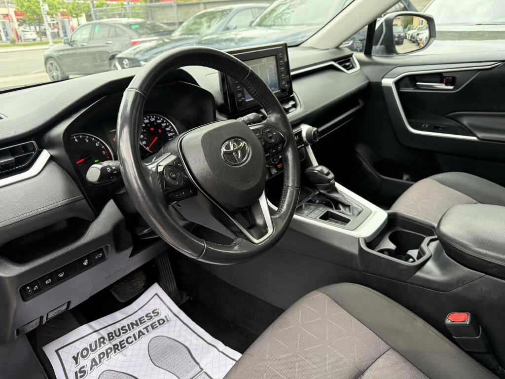 Toyota Rav4 XLE AWD | HTD LEATHER | SUNROOF | CARPLAY - изображение 10