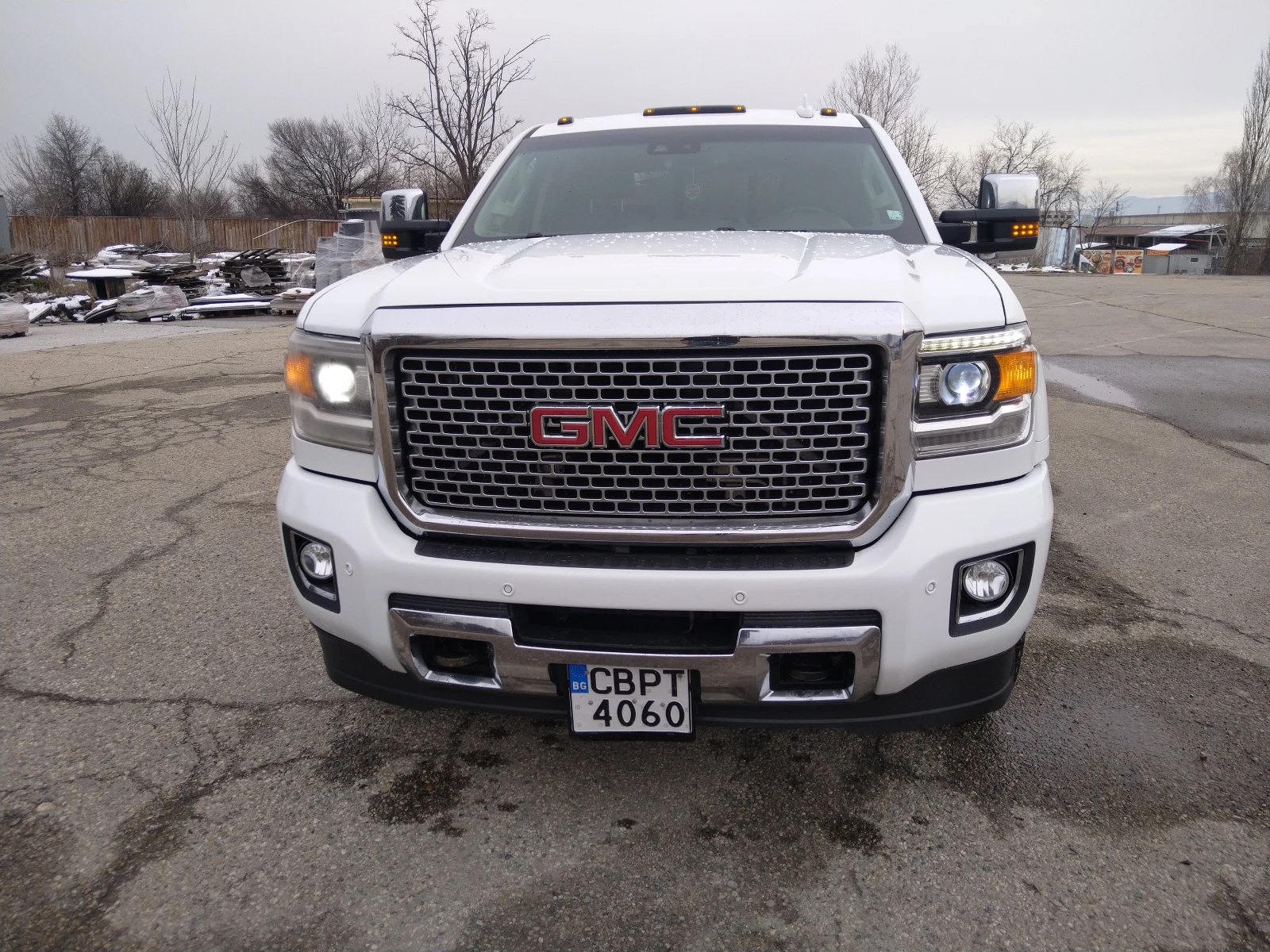 Gmc Sierra DENALI 2500 HD - изображение 2