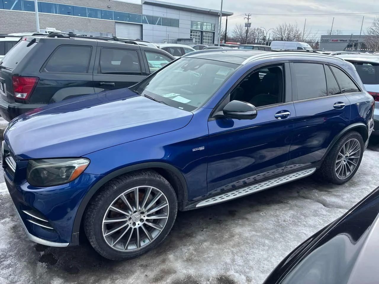 Mercedes-Benz GLC 43 AMG 4MATIC* DISTRONIC* 360КАМЕРИ* PANORAMA* , снимка 2 - Автомобили и джипове - 53801806