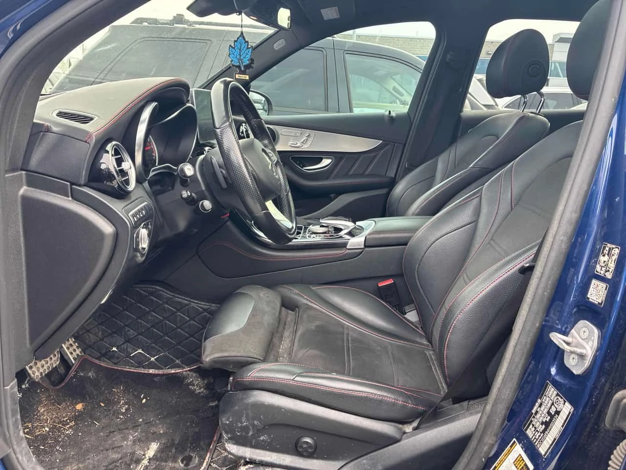 Mercedes-Benz GLC 43 AMG 4MATIC* DISTRONIC* 360КАМЕРИ* PANORAMA* , снимка 12 - Автомобили и джипове - 53801806