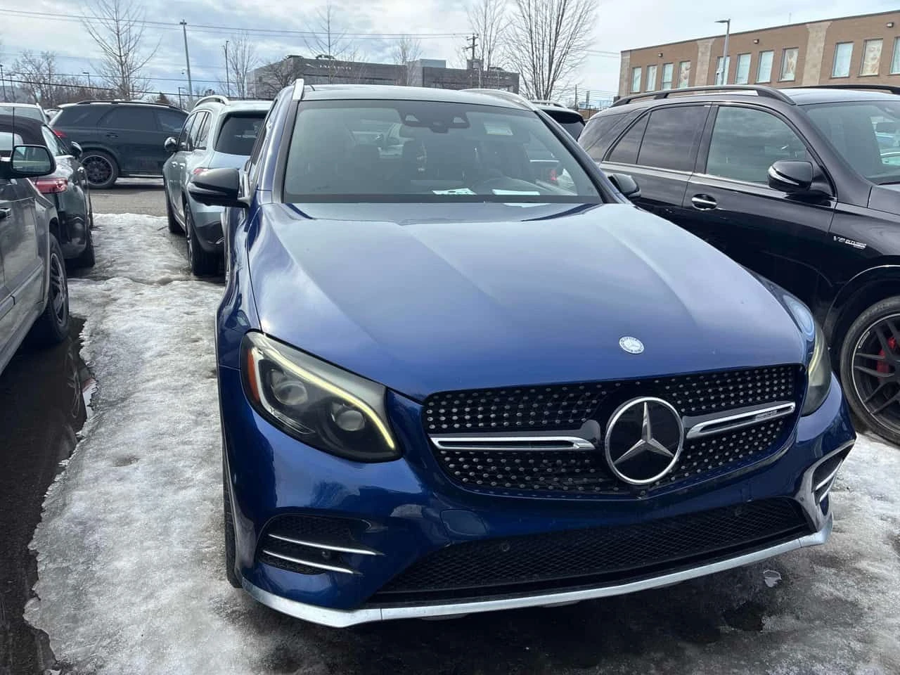 Mercedes-Benz GLC 43 AMG 4MATIC* DISTRONIC* 360КАМЕРИ* PANORAMA* , снимка 6 - Автомобили и джипове - 53801806