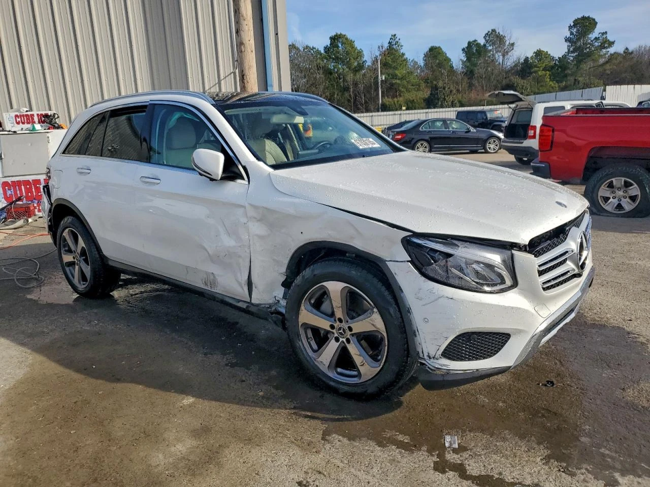 Mercedes-Benz GLC 300 2l, снимка 4 - Автомобили и джипове - 53939828