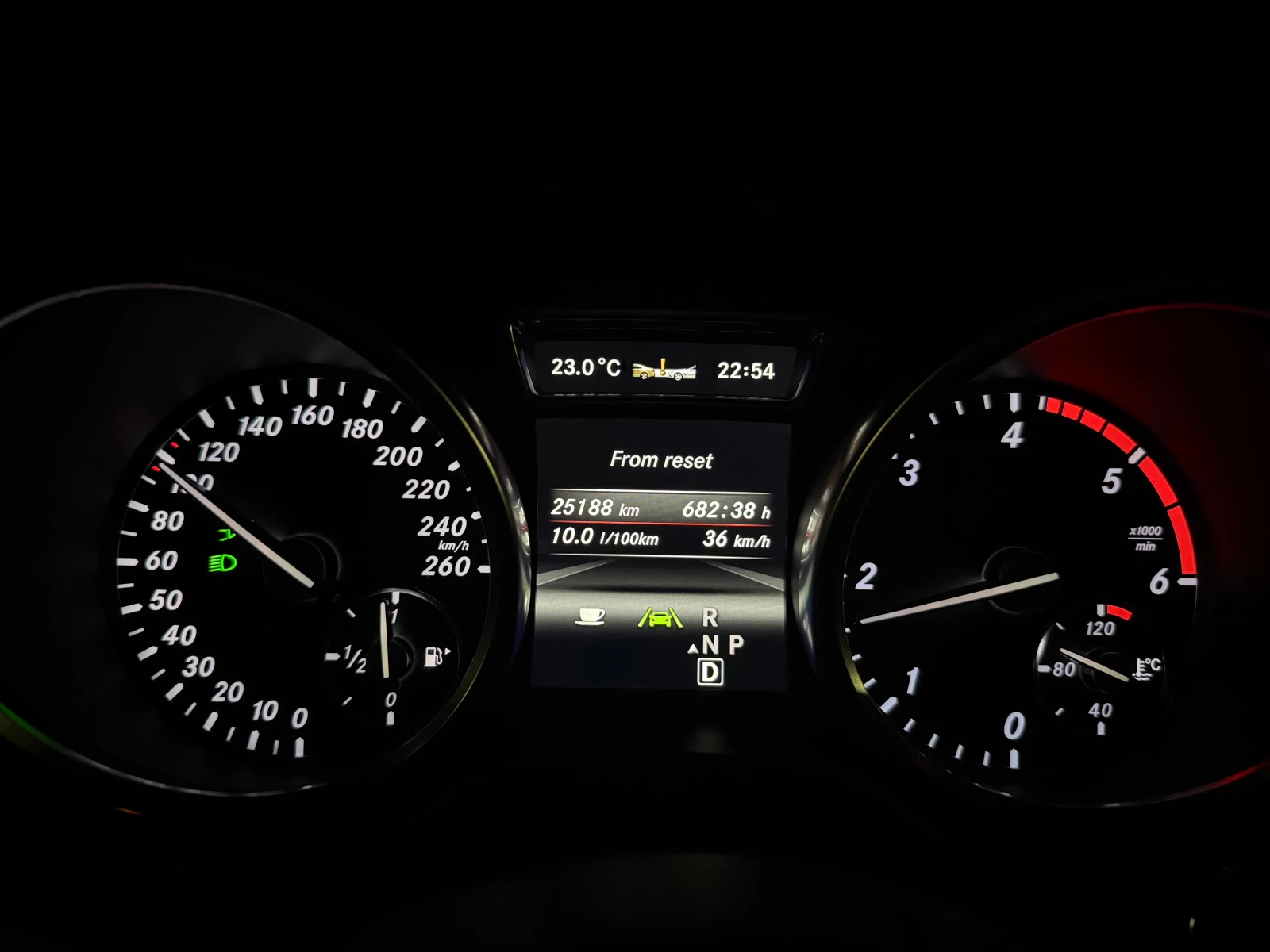 Mercedes-Benz ML 350 СЕРВИЗНА ИСТОРИЯ, снимка 16 - Автомобили и джипове - 54158070