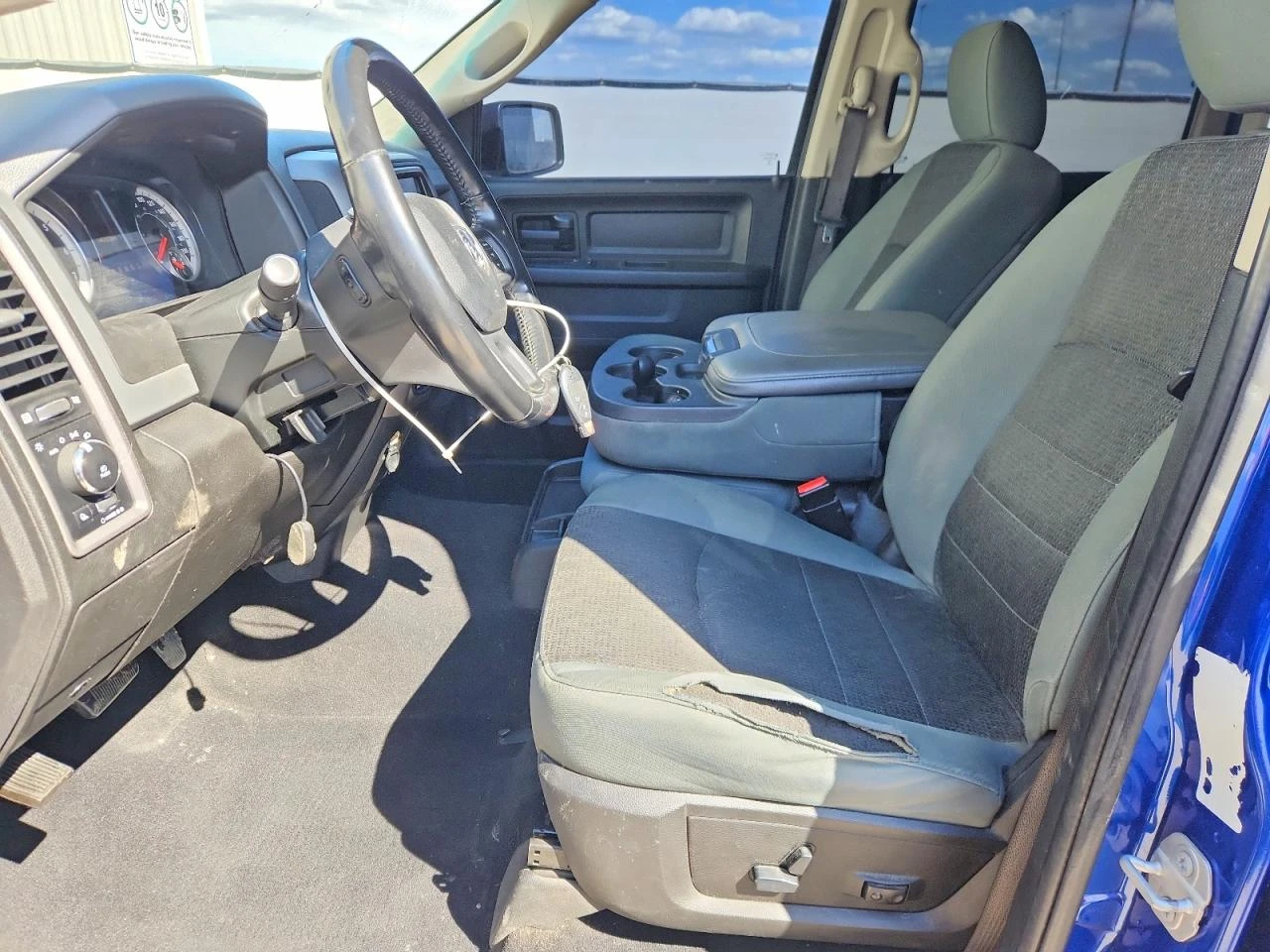 Dodge RAM 1500 5.7l Classic Tradesman, снимка 7 - Автомобили и джипове - 54569354