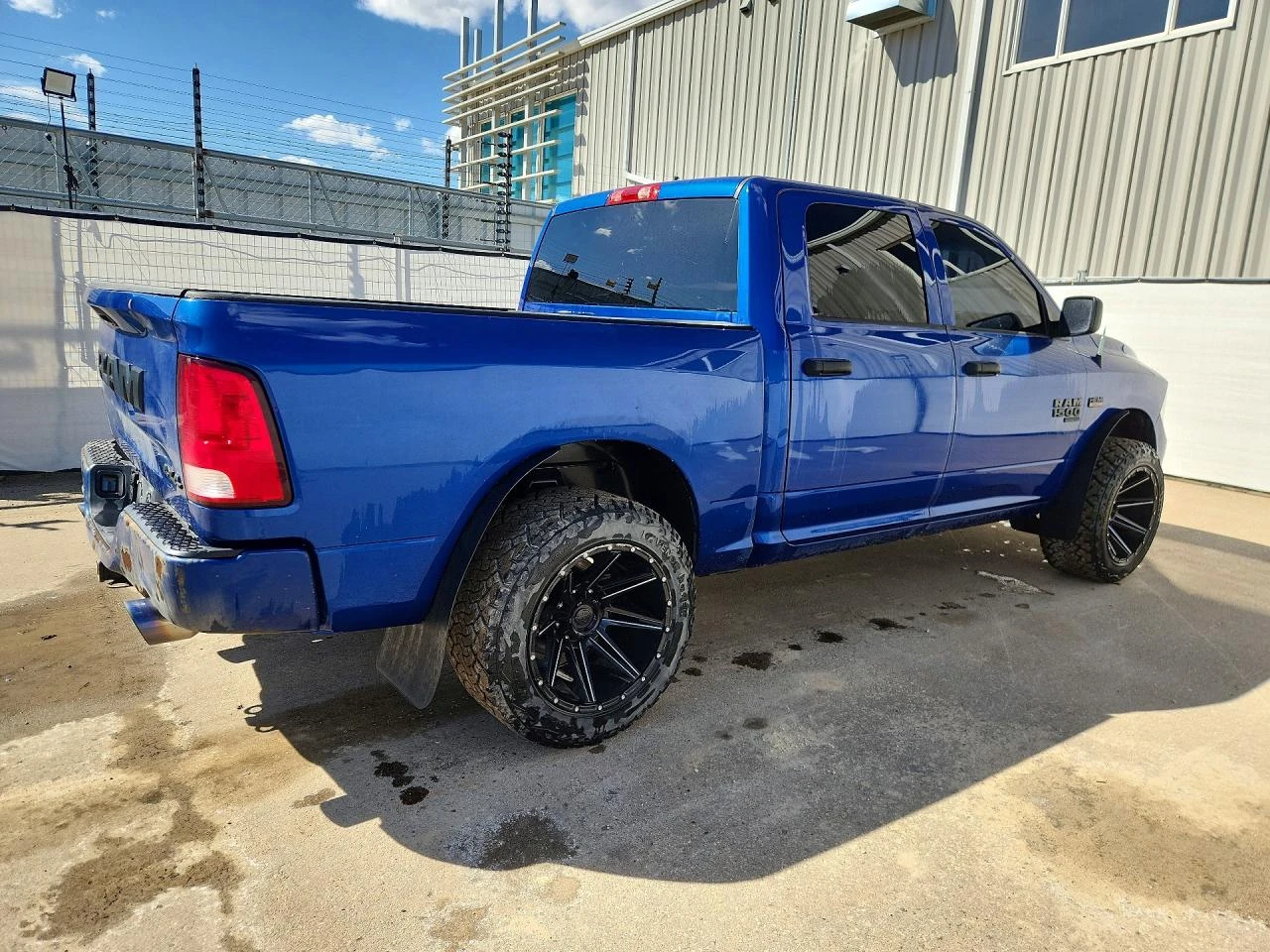 Dodge RAM 1500 5.7l Classic Tradesman, снимка 3 - Автомобили и джипове - 54569354