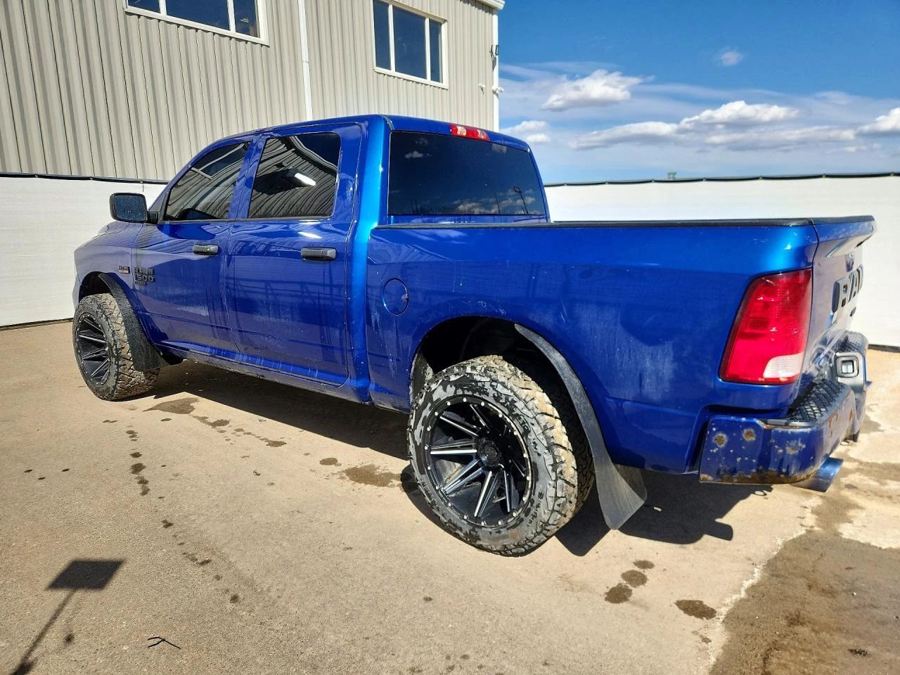 Dodge RAM 1500 5.7l Classic Tradesman, снимка 2 - Автомобили и джипове - 54569354