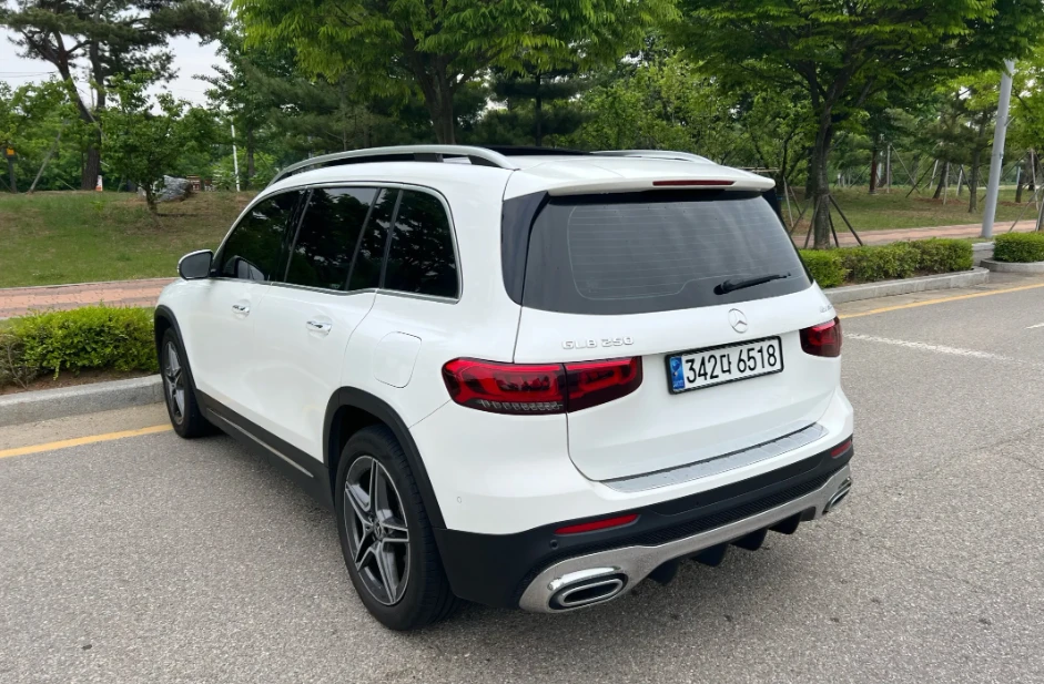 Mercedes-Benz GLB 250 AMG LINE | 4MATIC | TWO TONE | Mobile.bg � ����������� 5