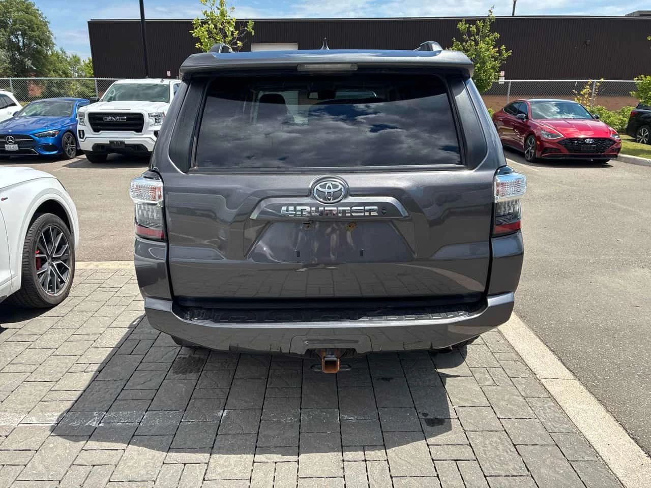 Toyota 4runner * 4WD * АВТОКРЕДИТ БЕЗ ПЪРВОНАЧАЛНА ВНОСКА* , снимка 4 - Автомобили и джипове - 54976615