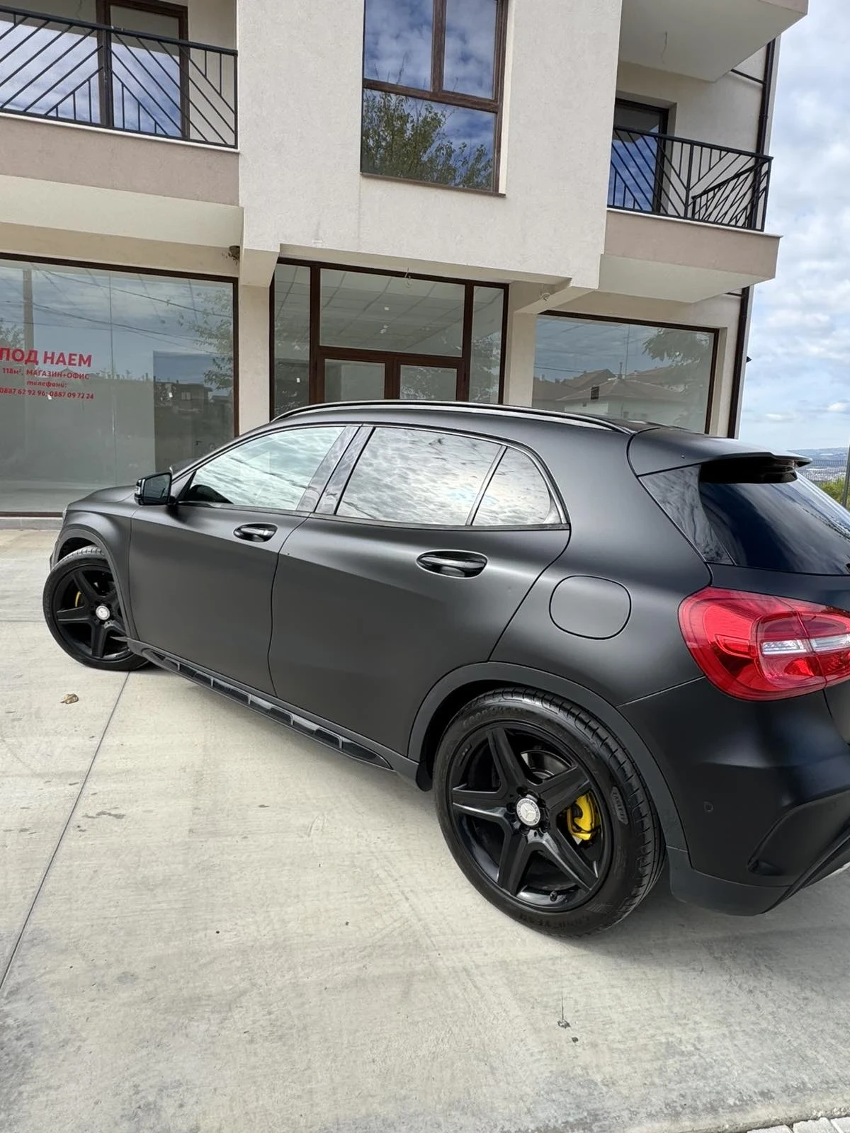 Mercedes-Benz GLA 220, снимка 2 - Автомобили и джипове - 55406891