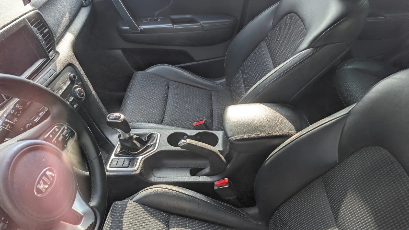 Kia Sportage 1.7 crdi , снимка 4 - Автомобили и джипове - 55779136