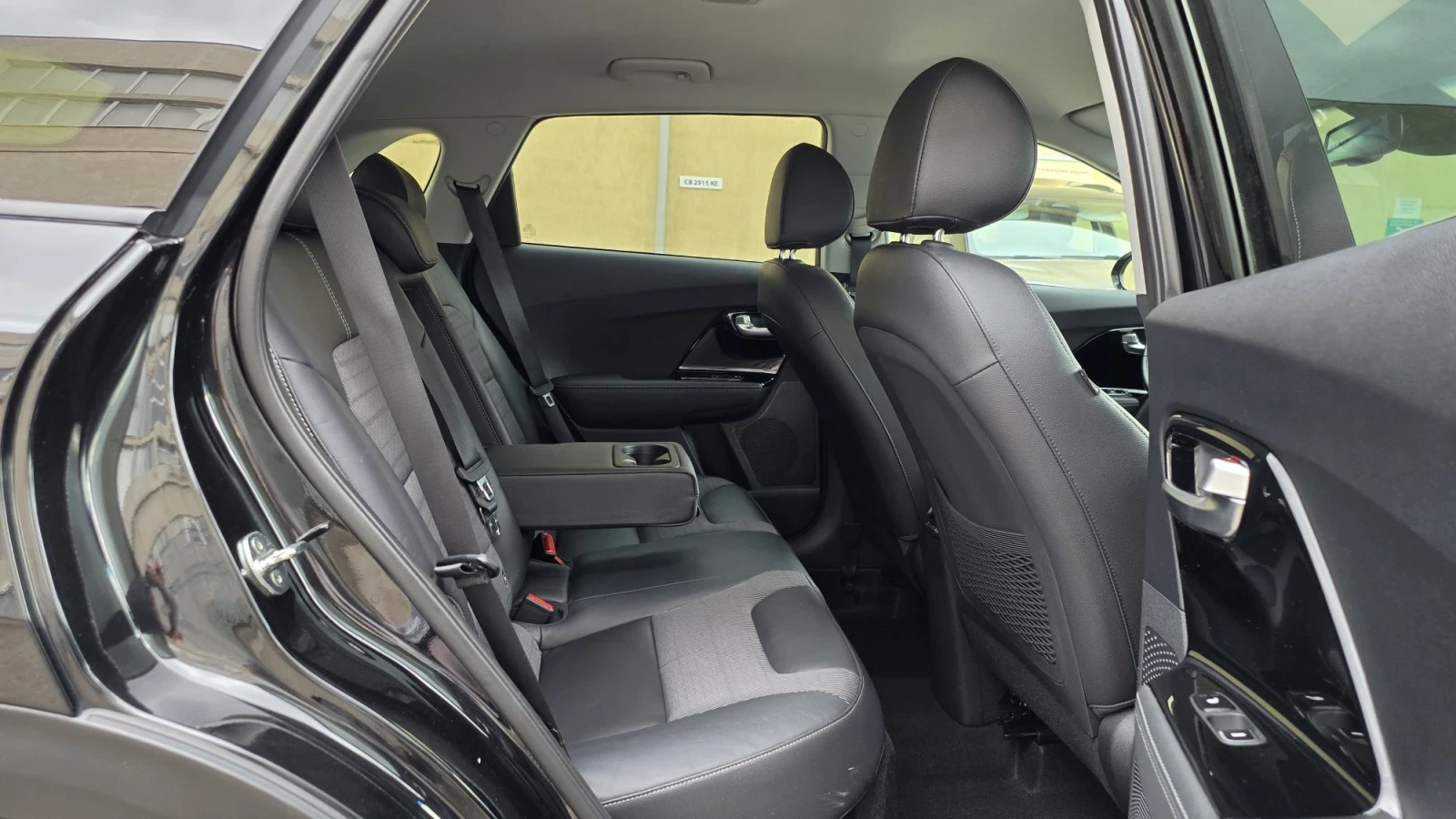 Kia Niro Plugin Hibrid , снимка 14 - Автомобили и джипове - 56437061