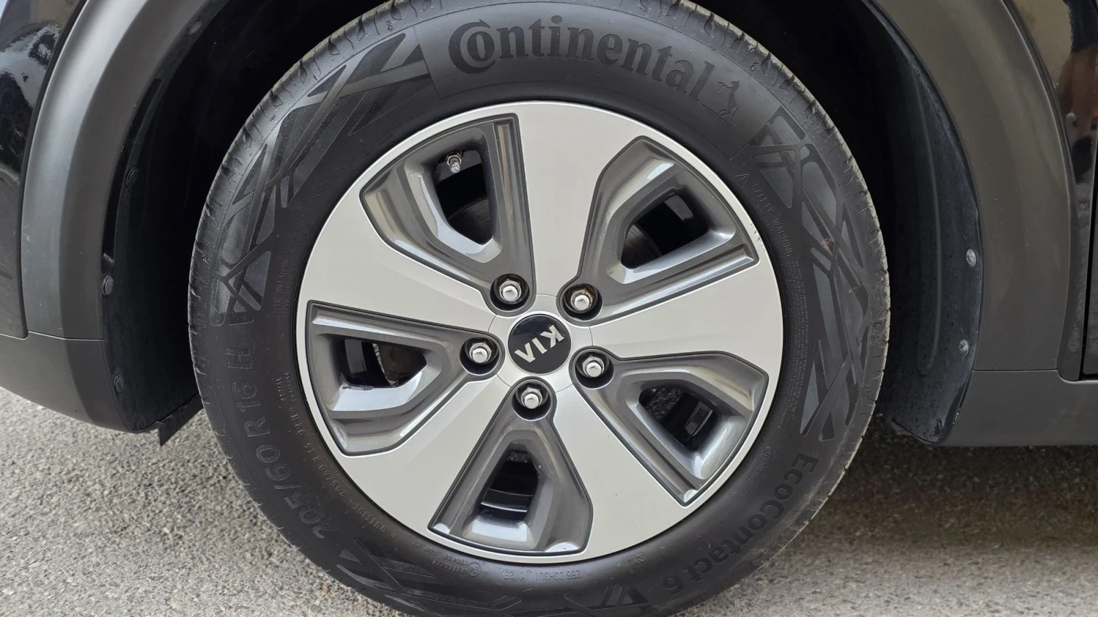 Kia Niro Plugin Hibrid , снимка 8 - Автомобили и джипове - 56437061