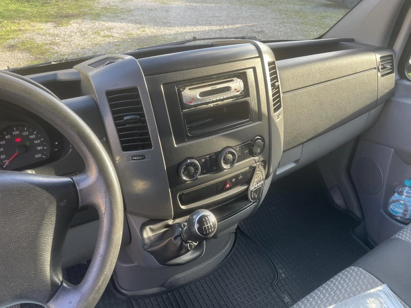 VW Crafter 2.0TDI, снимка 10 - Бусове и автобуси - 52616526