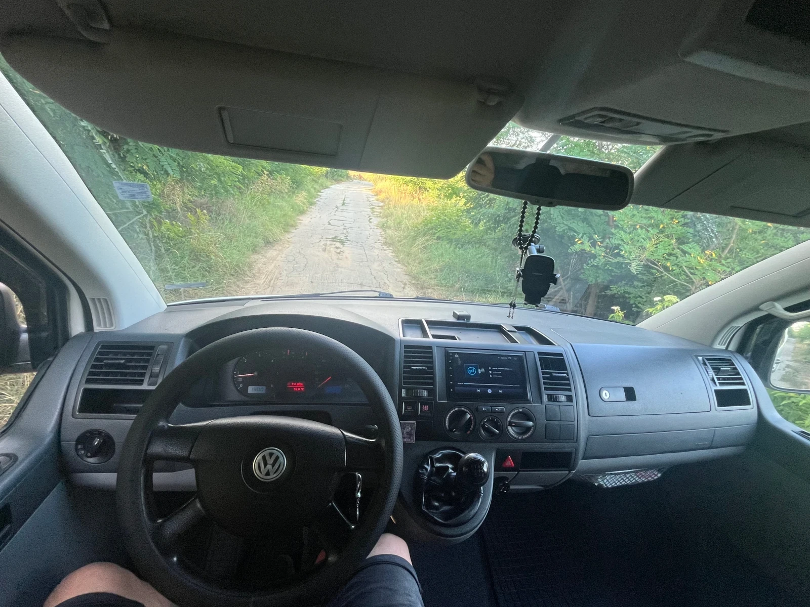 VW Transporter 2.5 131 TDI дълга база  - изображение 5