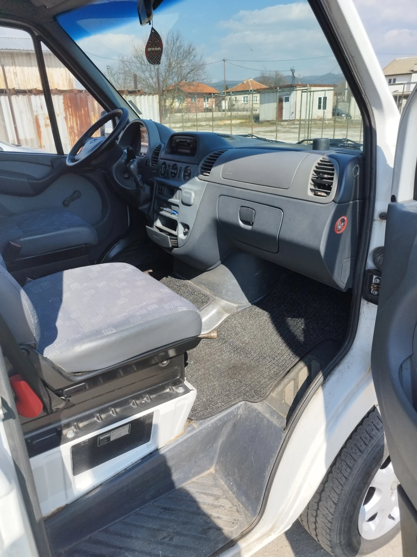 Mercedes-Benz Sprinter, снимка 8 - Бусове и автобуси - 53739296