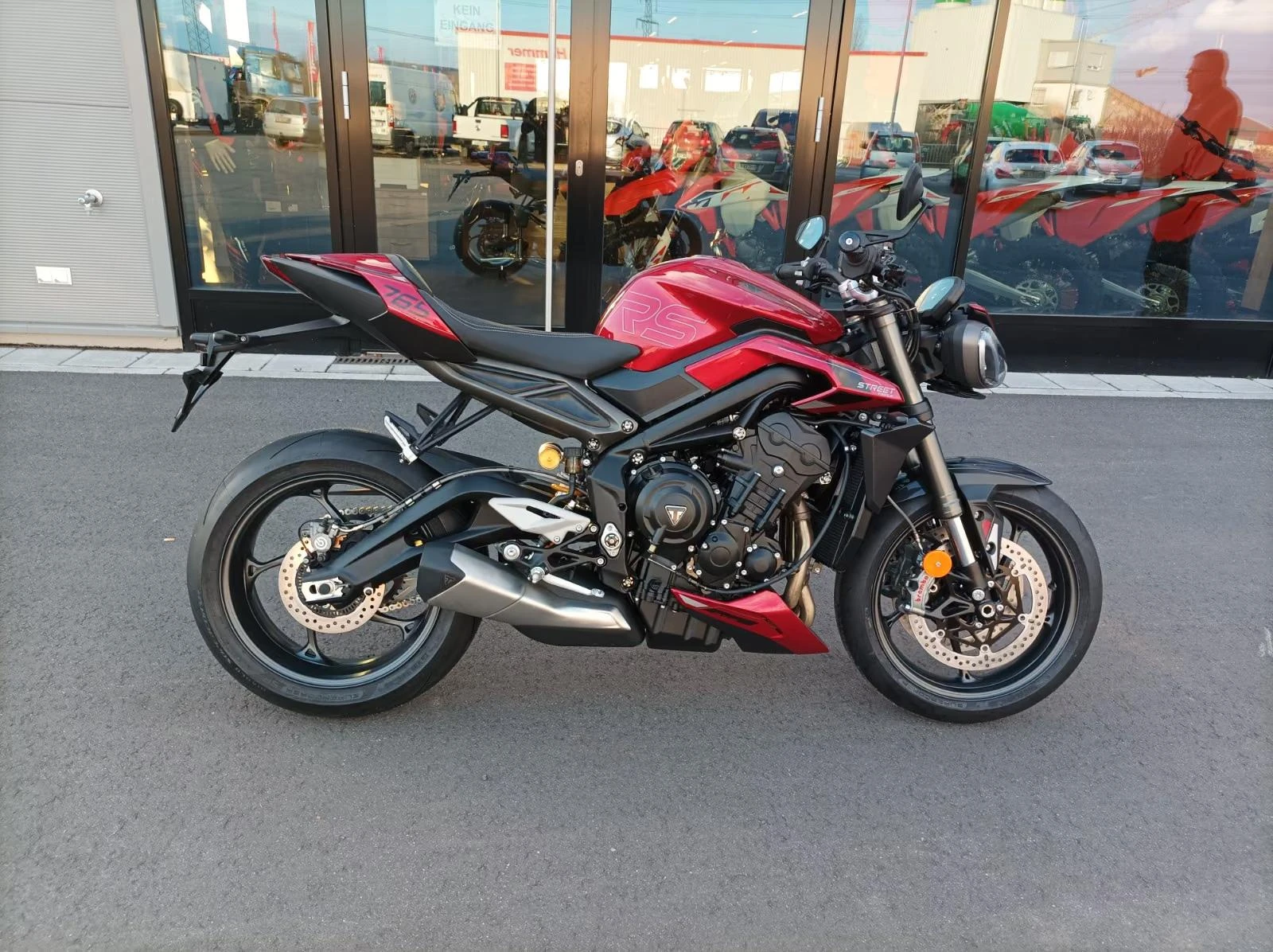 Triumph Street Triple RS, 130hp, 09/2026, new
