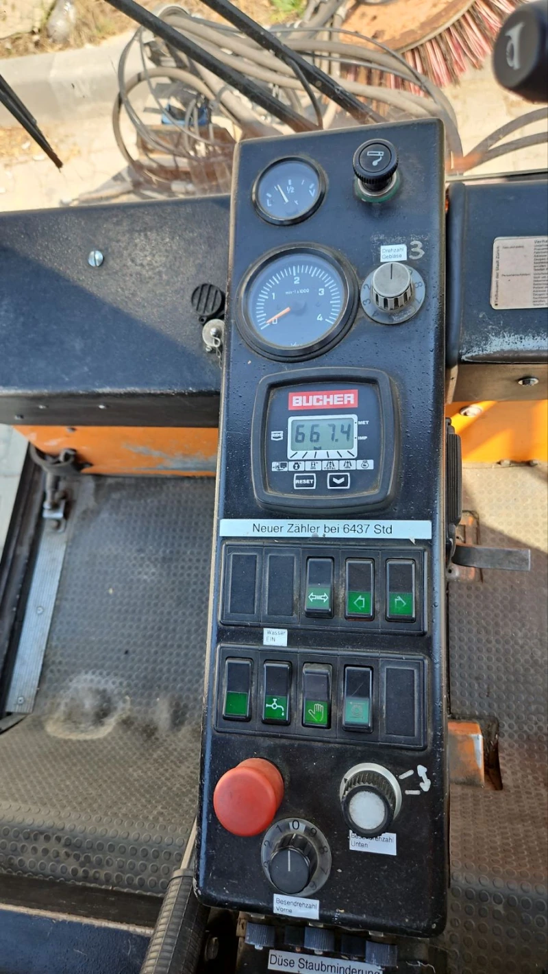 Други специализирани машини Друга Метачна машина Bucher City Cat 2000, снимка 11 - Индустриална техника - 51114674