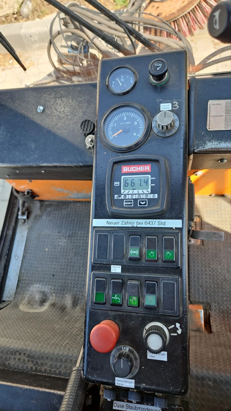      Bucher City Cat 2000 | Mobile.bg   11