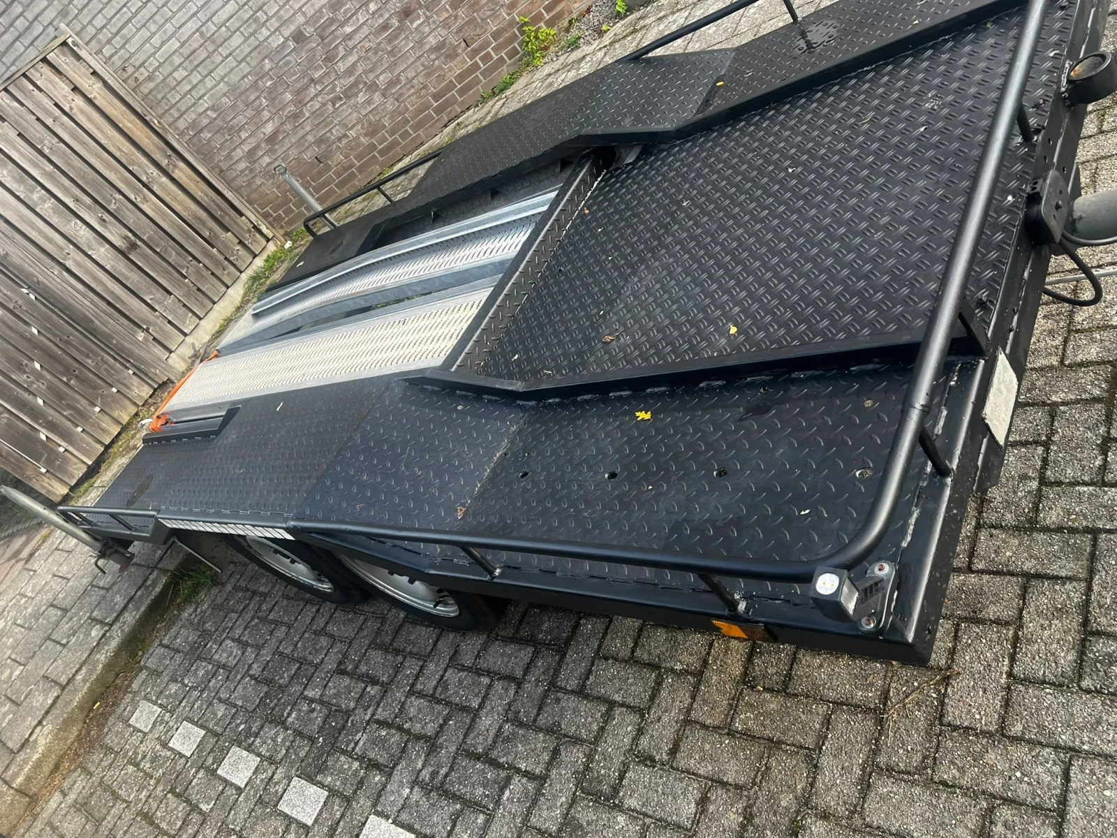 �� ��������� Schouten ST20 | Mobile.bg � ����������� 3