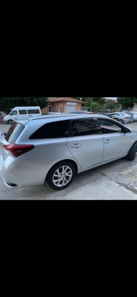 Toyota Auris - 13799 € / 26988.50 лв. - 19692658 5