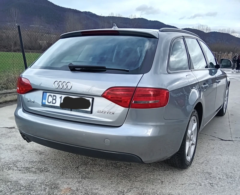 Audi A4 FACELIFT 6 Скорости, снимка 4 - Автомобили и джипове - 48467596