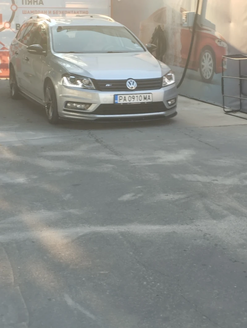 VW Passat R-line, снимка 14 - Автомобили и джипове - 51630117