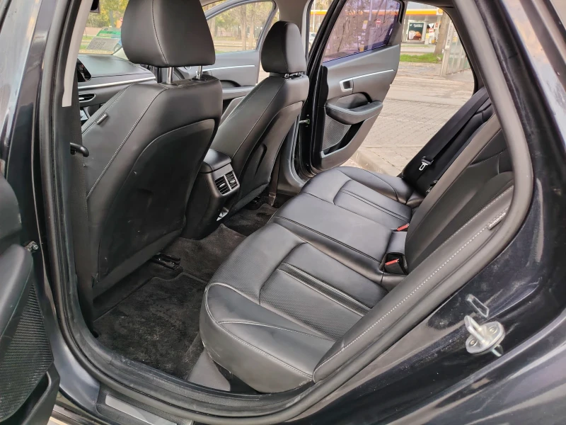 Hyundai Sonata, снимка 10 - Автомобили и джипове - 52381844