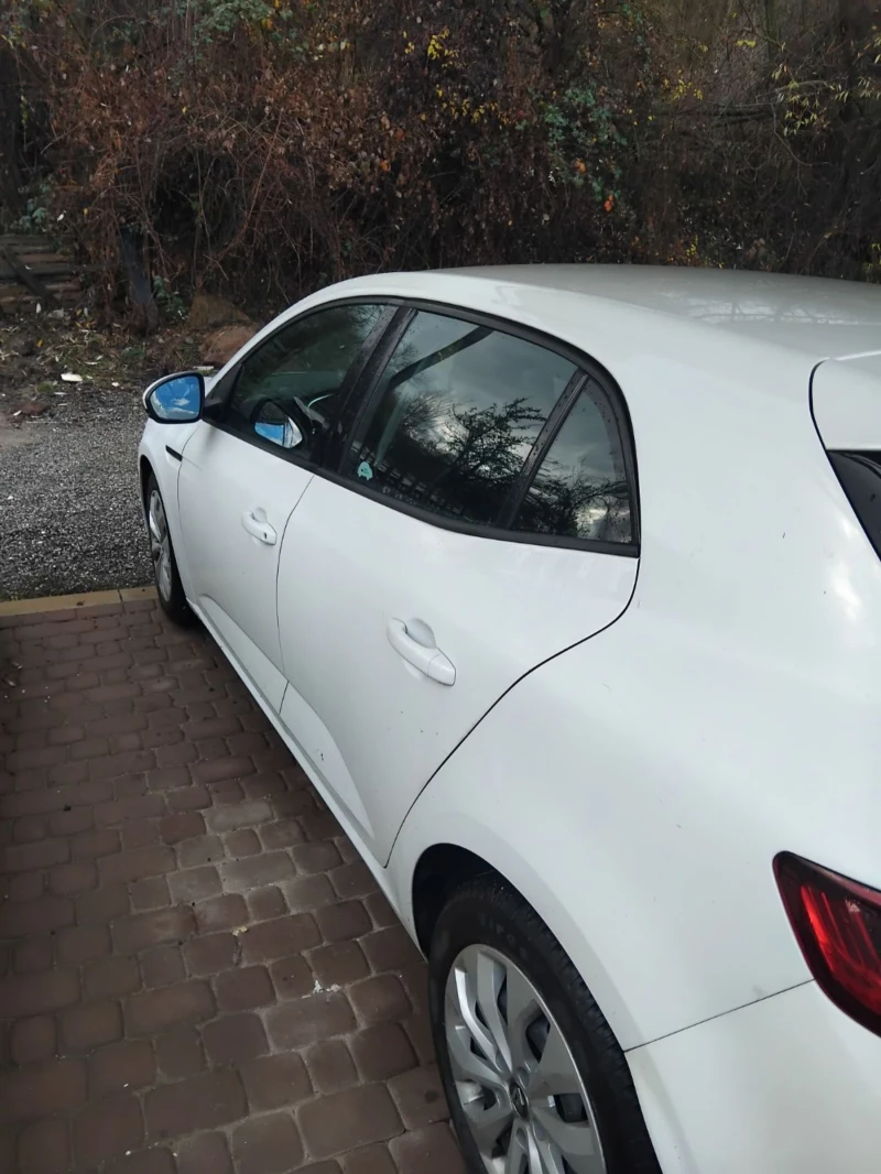 Renault Megane, снимка 7 - Автомобили и джипове - 52500556