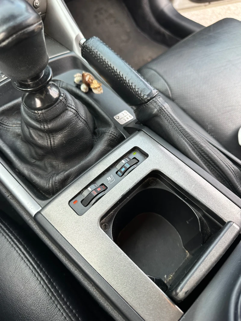 Lexus IS 220d, снимка 15 - Автомобили и джипове - 53280789