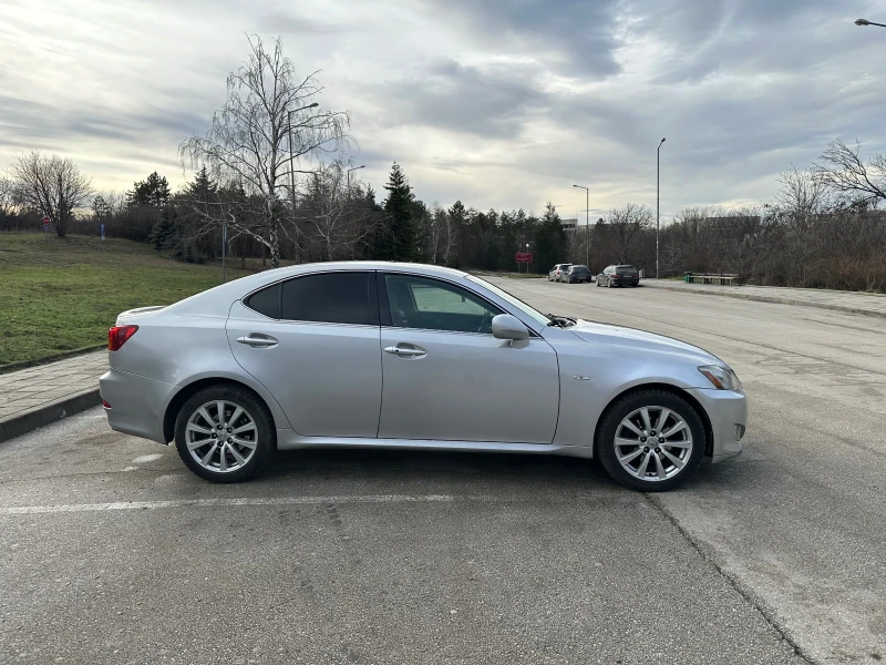 Lexus IS 220d, снимка 5 - Автомобили и джипове - 53280789