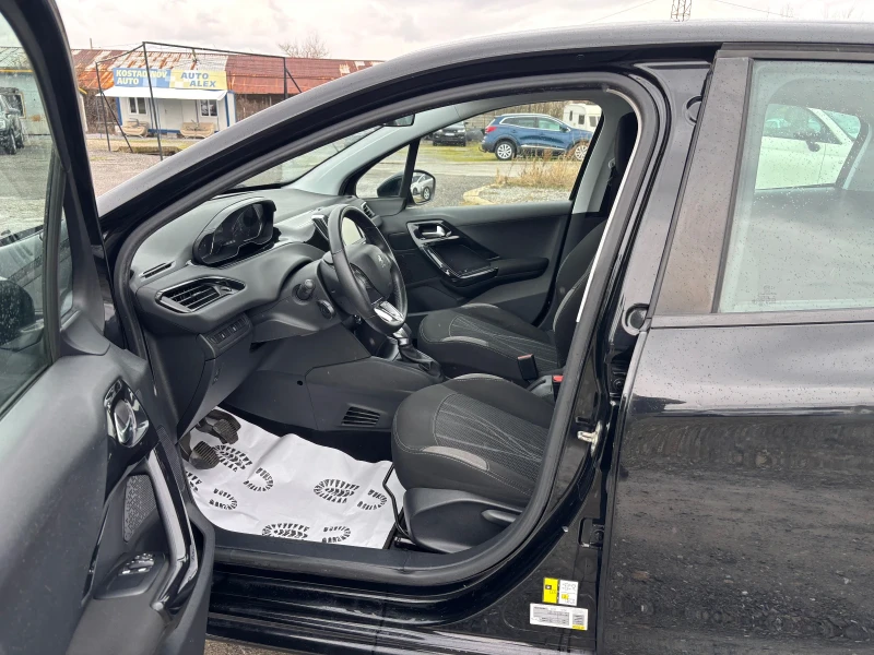Peugeot 208 1.4HDI, снимка 6 - Автомобили и джипове - 53284799