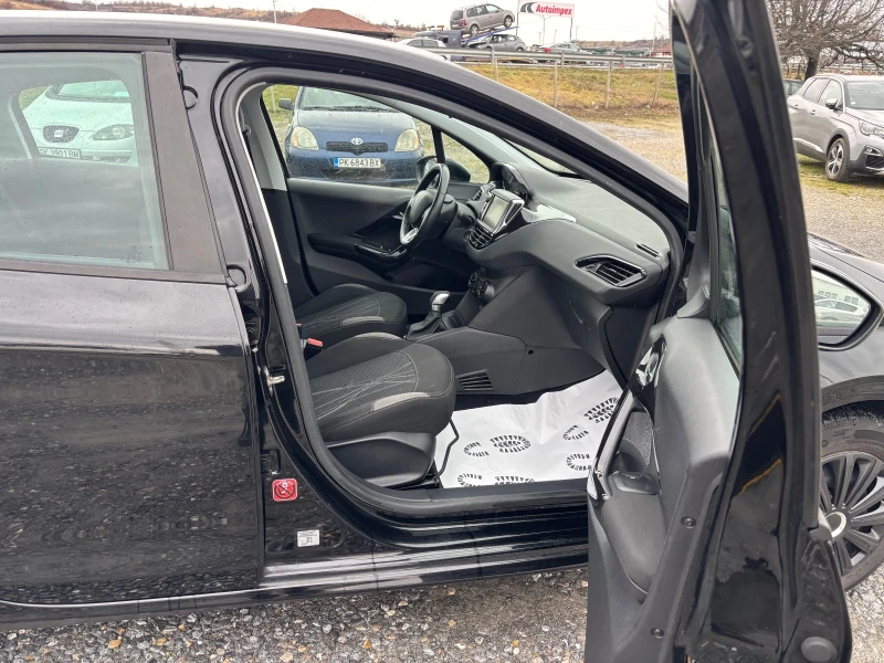 Peugeot 208 1.4HDI, снимка 8 - Автомобили и джипове - 53284799
