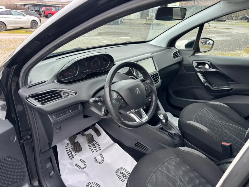 Peugeot 208 1.4HDI, снимка 7 - Автомобили и джипове - 53284799
