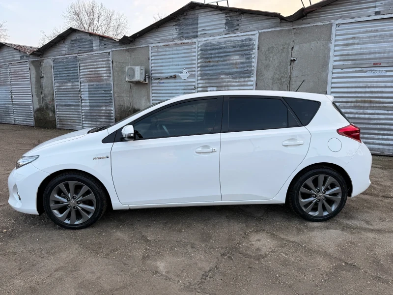 Toyota Auris 1.8 HUBRID!!!NAVI???KAMERA!!!AVTOPILOT!!!!ТОП???, снимка 4 - Автомобили и джипове - 53406386