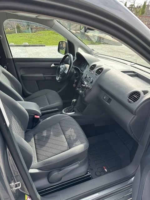 VW Caddy MAXI 2.0 TDI, снимка 5 - Автомобили и джипове - 53402087
