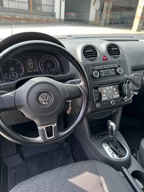 VW Caddy MAXI 2.0 TDI, снимка 10 - Автомобили и джипове - 53402087