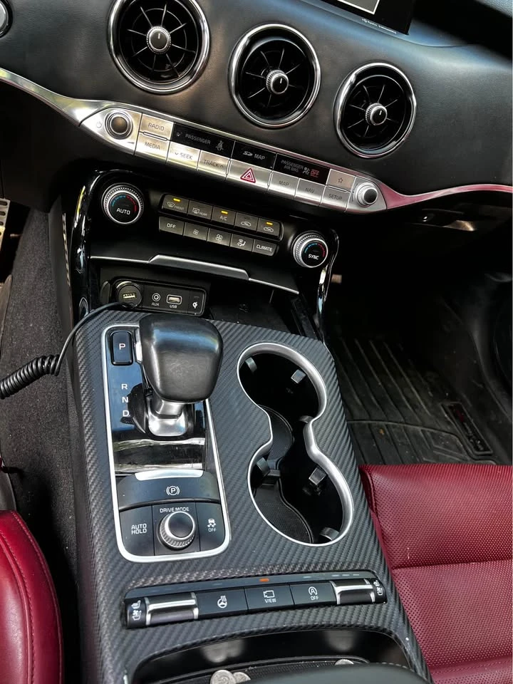 Kia Stinger * GT2* АВТОКРЕДИТ БЕЗ ПЪРВОНАЧАЛНА ВНОСКА* , снимка 8 - Автомобили и джипове - 54955378