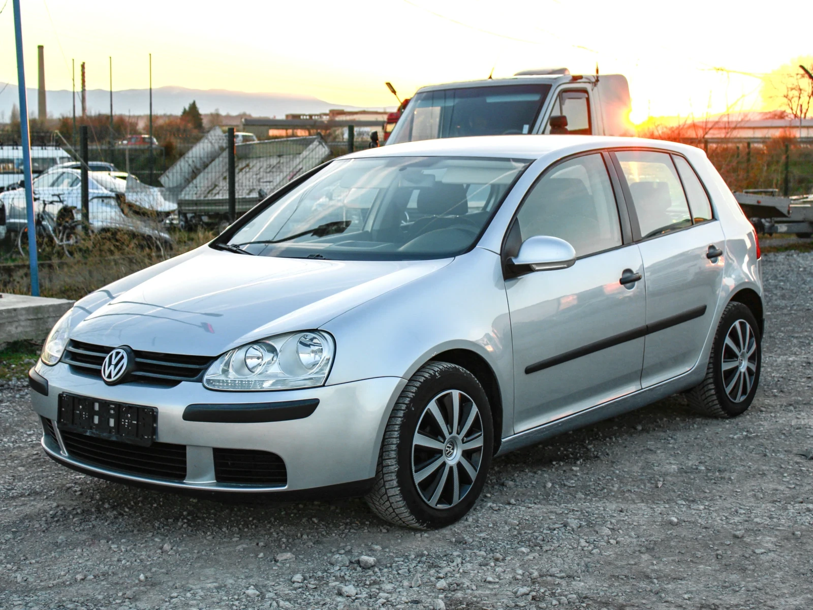 VW Golf 1.4i 75к.с. TUV - изображение 7