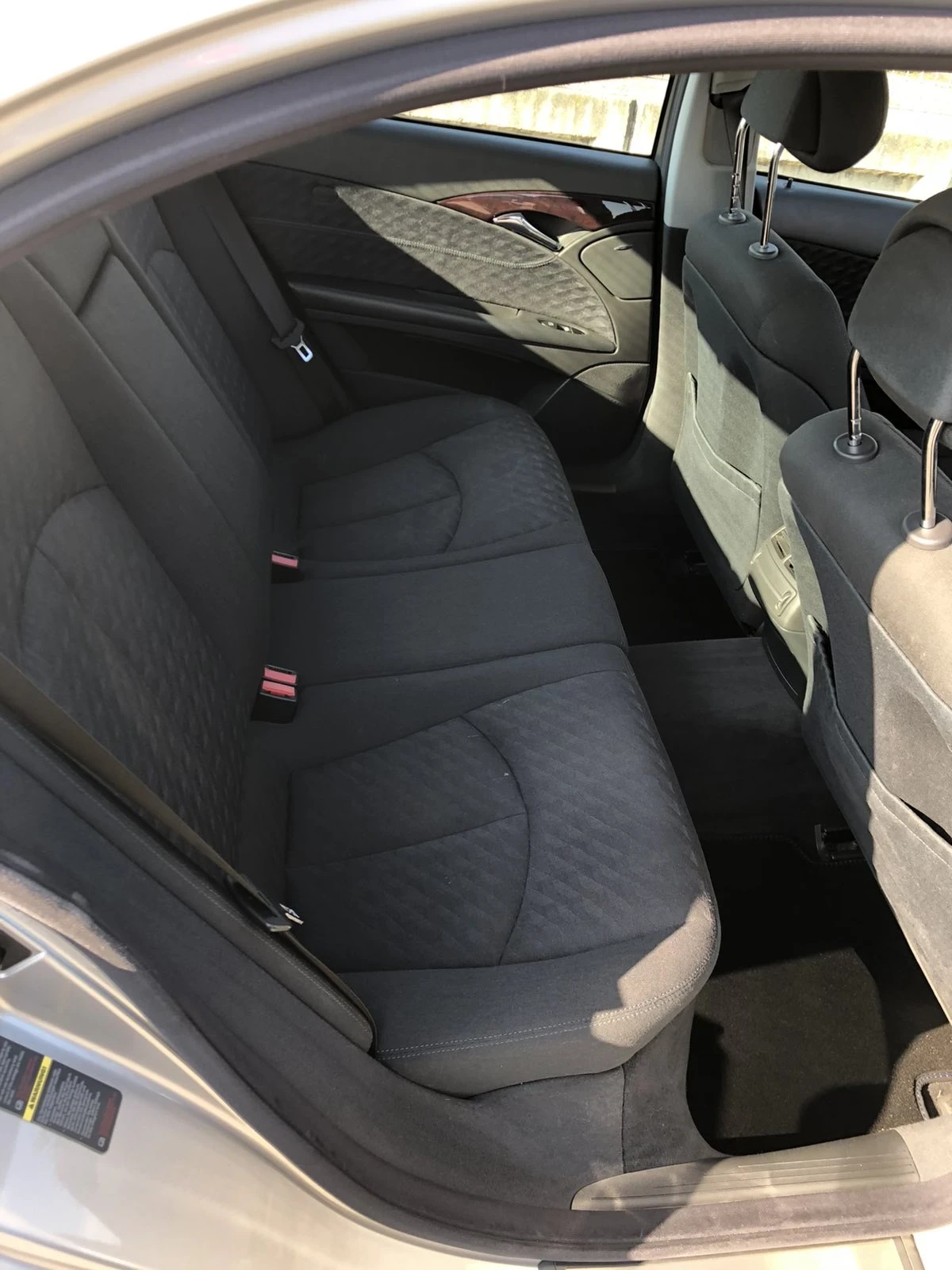 Mercedes-Benz E 220  - изображение 8