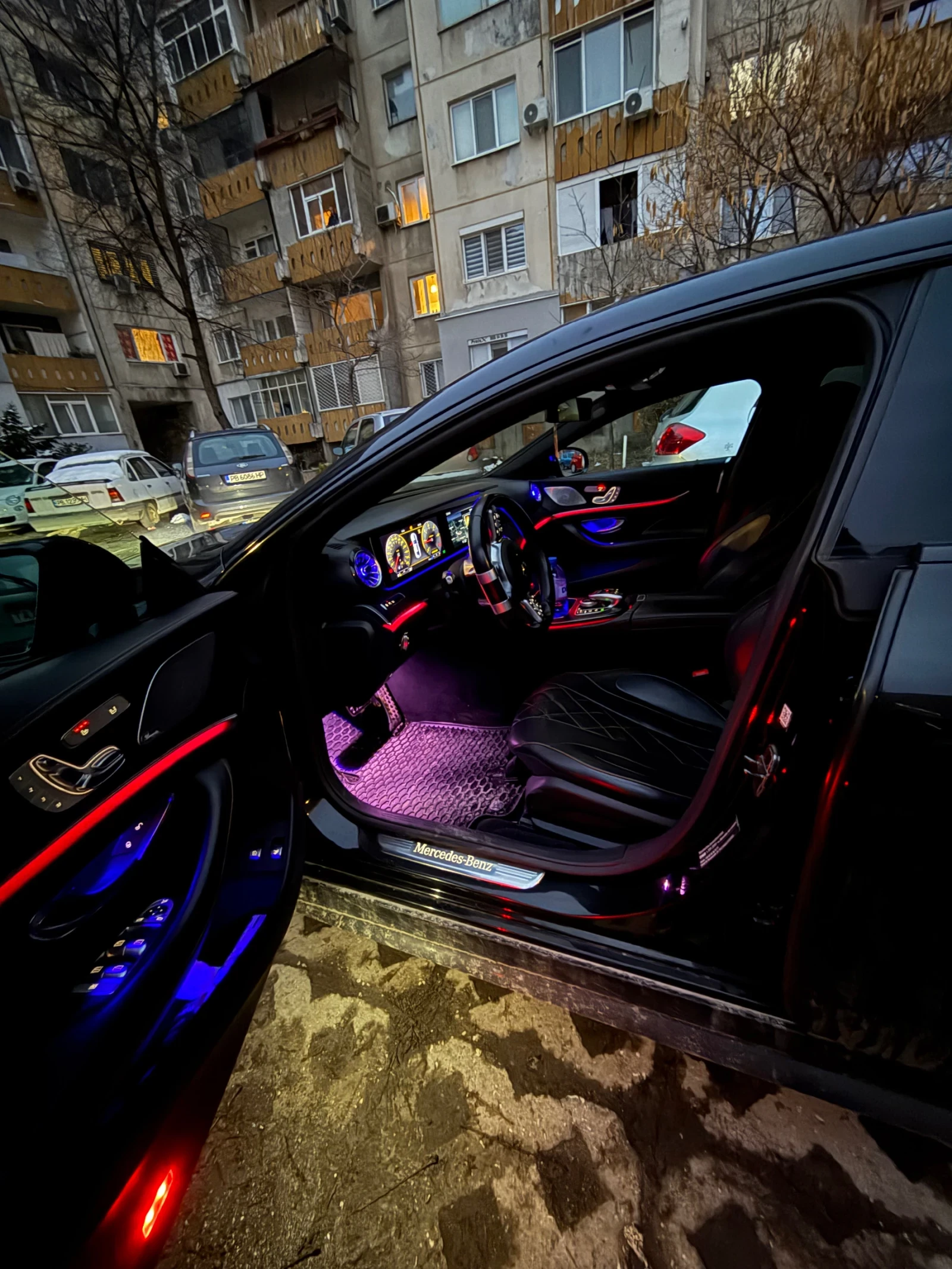 Mercedes-Benz CLS 350 AMG 53 opt  distr headup 4m Edition1 Aktive Sound - изображение 10