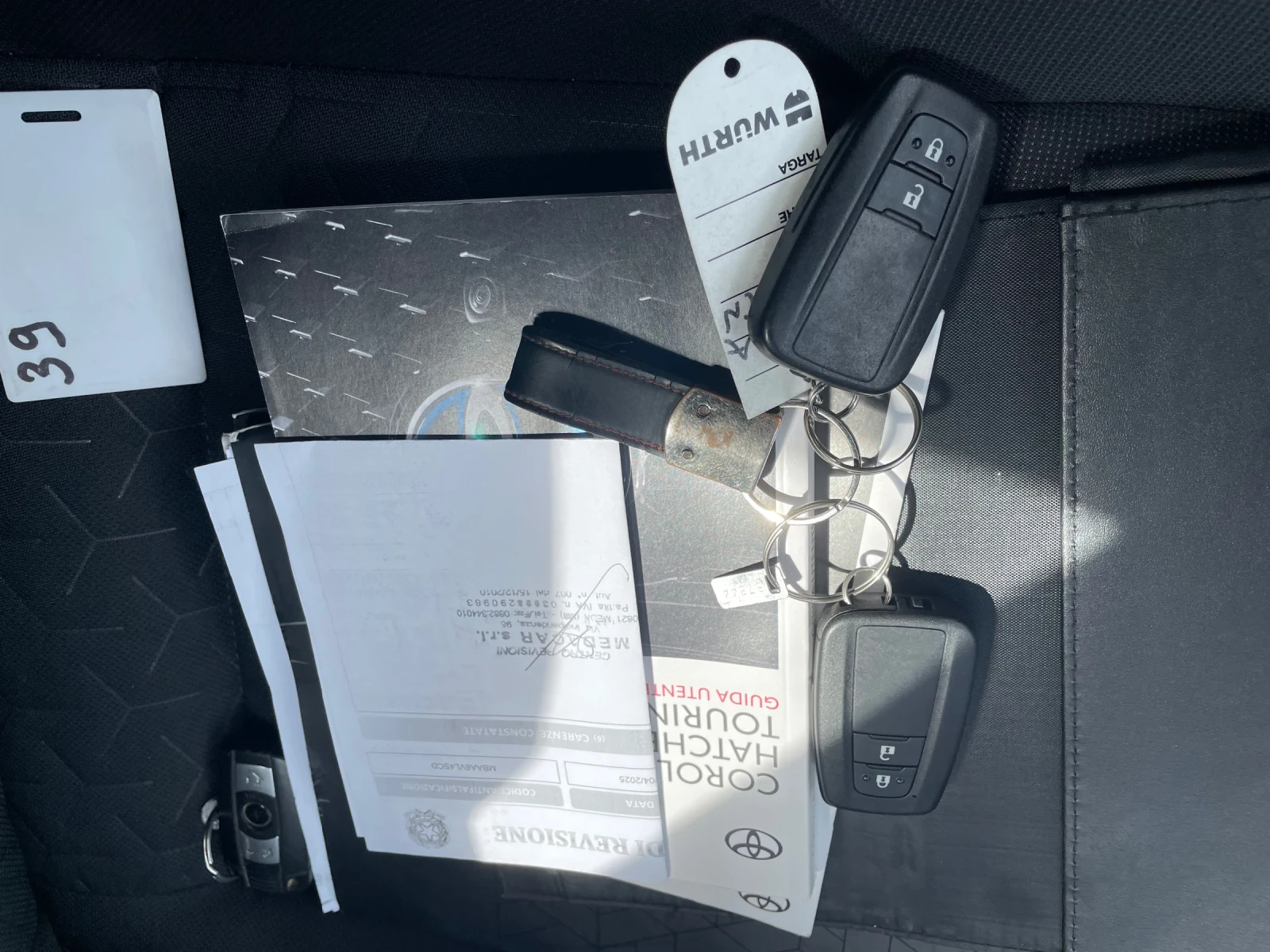 Toyota Corolla 1.8 Hybrid, Sport/  !!! | Mobile.bg   15