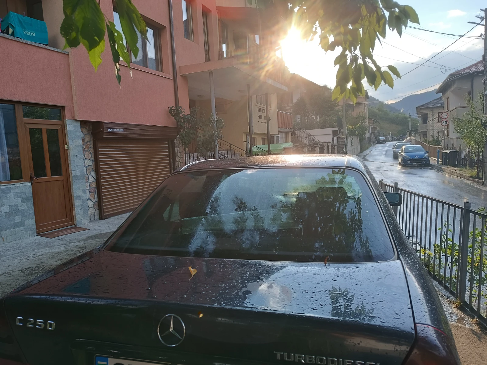 Mercedes-Benz C 250  - изображение 3