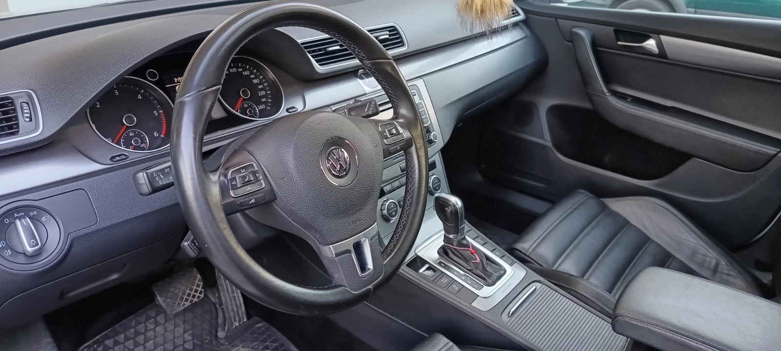 VW Passat  - изображение 7