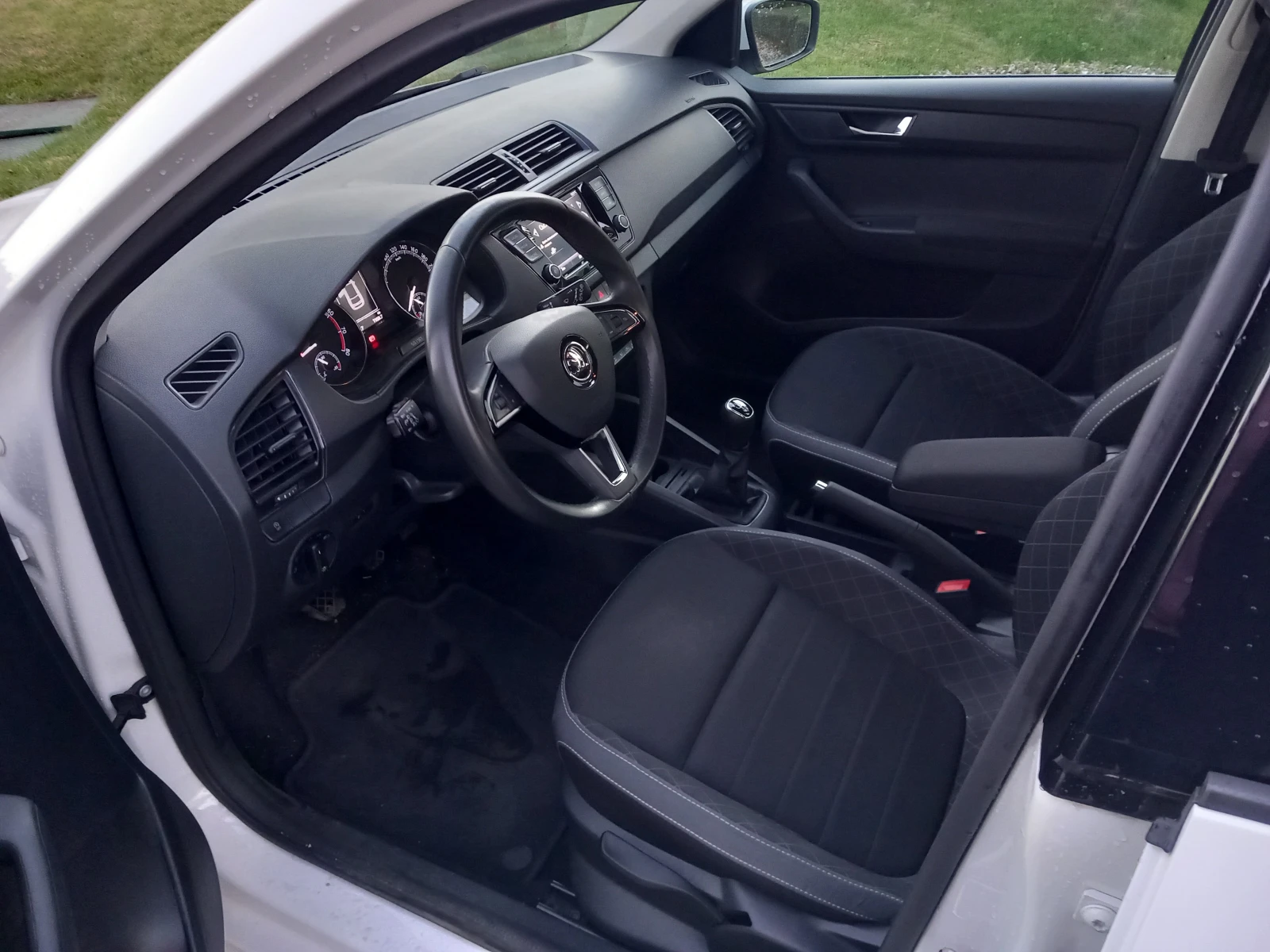 Skoda Fabia 1.0 TSI | Mobile.bg — изображение 6