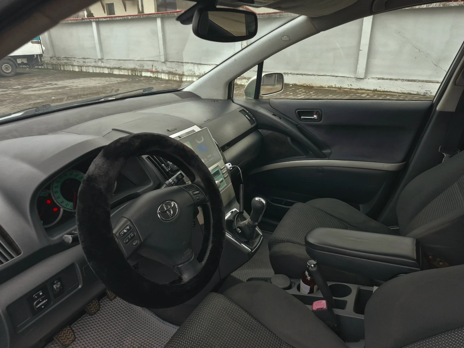 Toyota Corolla verso 2.2d4d | Mobile.bg � ����������� 6